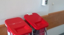 Müllbehälter für Schutzkleidung